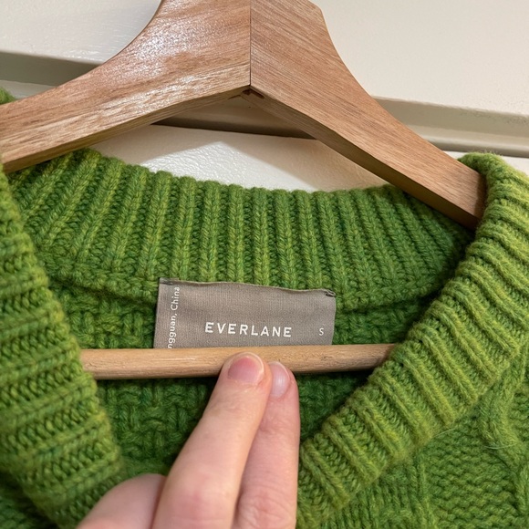Everlane Merino Cropped Cable Sweater - Picture 6 of 6